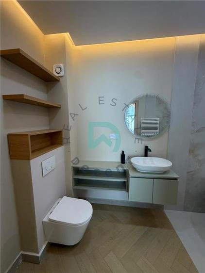 Apartament cu 3 camere decomandat, mobilat în Central