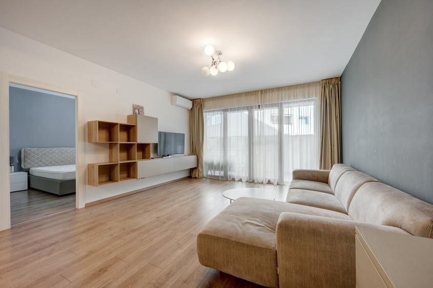 Apartament cu 2 camere semidecomandat, mobilat în Unirii