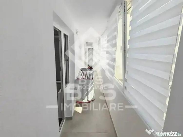 Apartament cu 4 camere decomandat în Independenței