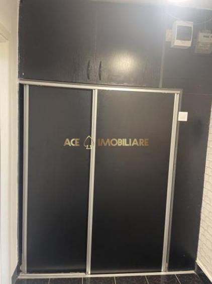 Garsonieră decomandată, mobilată în Titan