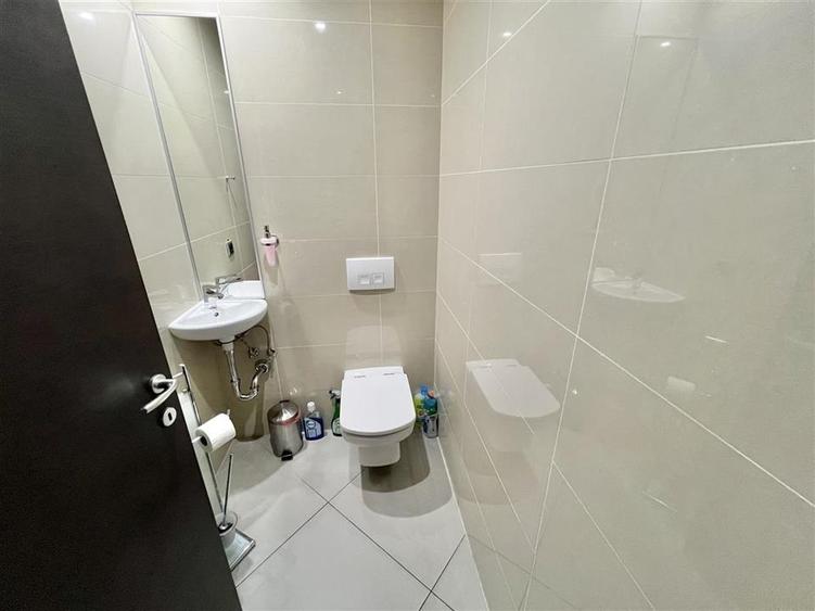 Apartament cu 4 camere decomandat, mobilat în Poiana Brașov