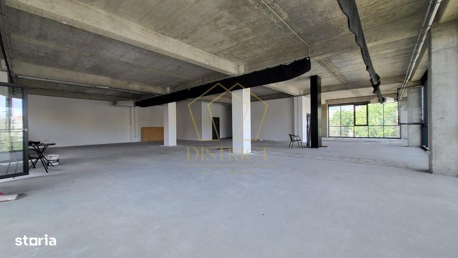 Spațiu comercial, de 1,000 mp, în Torontalului