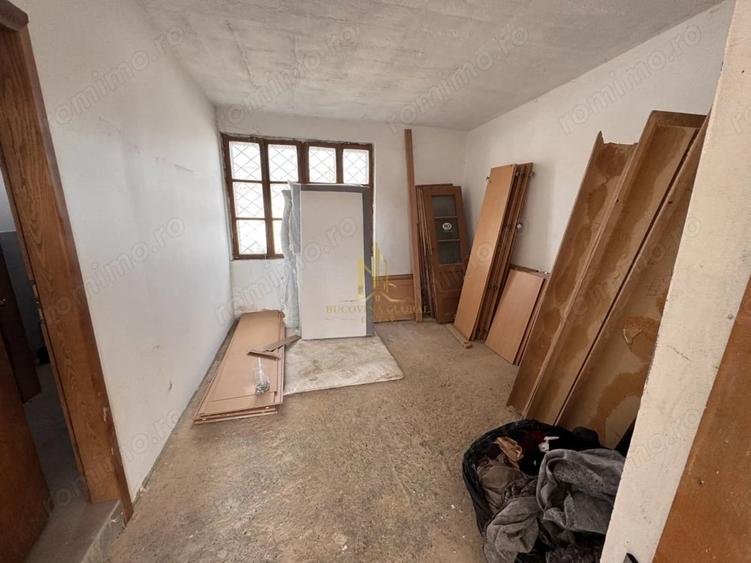 Spațiu comercial, de 600 mp, în Dumbrăveni