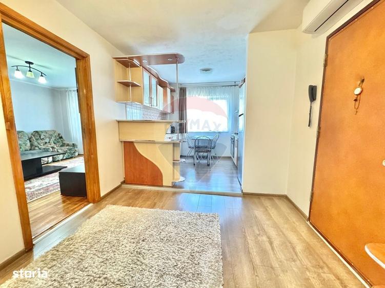 Apartament cu 3 camere decomandat în Rogerius