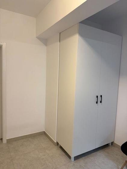 Apartament cu 2 camere decomandat, mobilat în Brâncoveanu