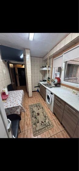 Apartament cu 2 camere decomandat în Eroii Revoluției
