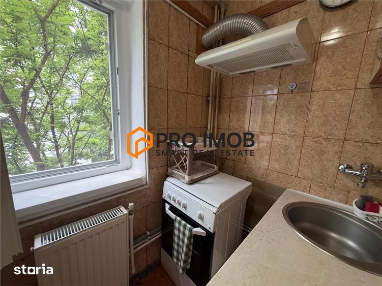 Apartament cu 2 camere decomandat, mobilat în Central
