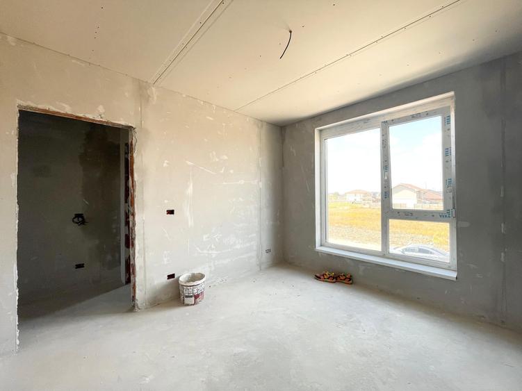 Duplex cu 4 camere cu Teren 300 Mp în Moșnița Nouă