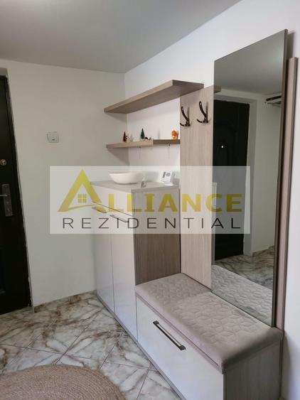 Apartament cu 2 camere decomandat, mobilat în Cișmigiu