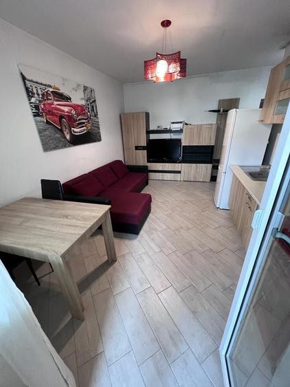 Apartament cu 2 camere semidecomandat, mobilat în Metalurgiei