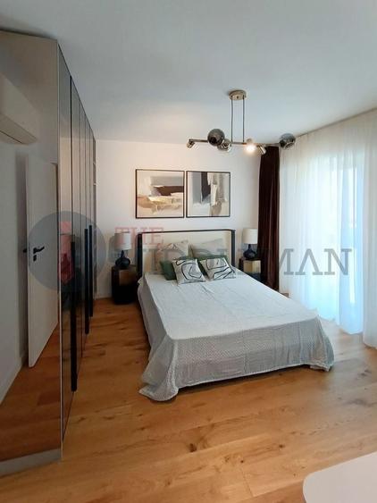 Apartament cu 3 camere decomandat în Unirii