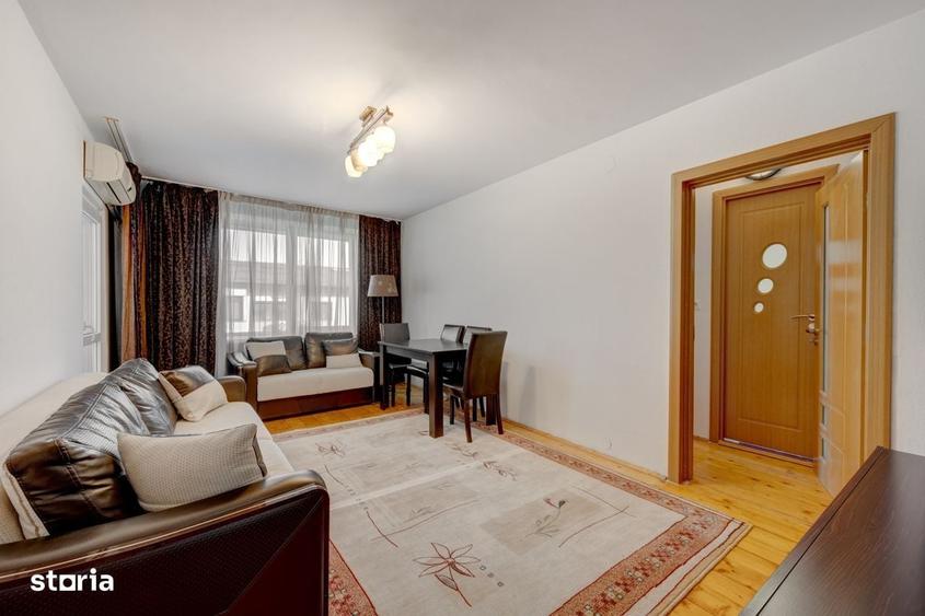 Apartament cu 4 camere semidecomandat în Dristor