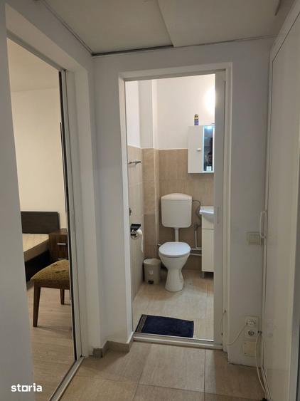 Apartament cu 2 camere semidecomandat în Vatra Luminoasă