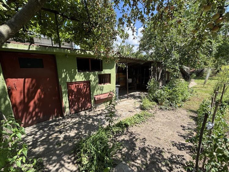 Casă individuală cu 3 camere cu Canalizare în Turnișor