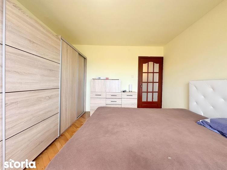 Apartament cu 3 camere de vanzare - Zona Soarelui - 8