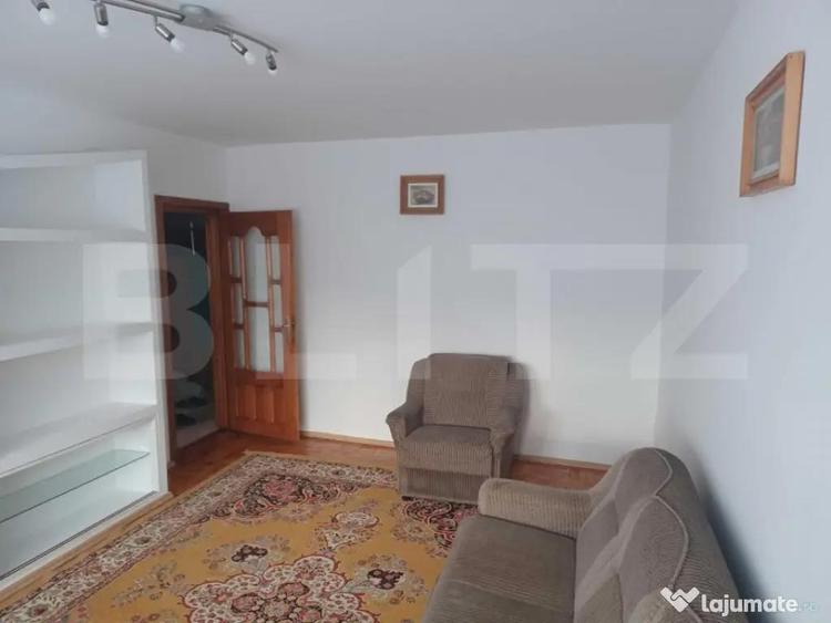Apartament cu 3 camere decomandat în Obcini