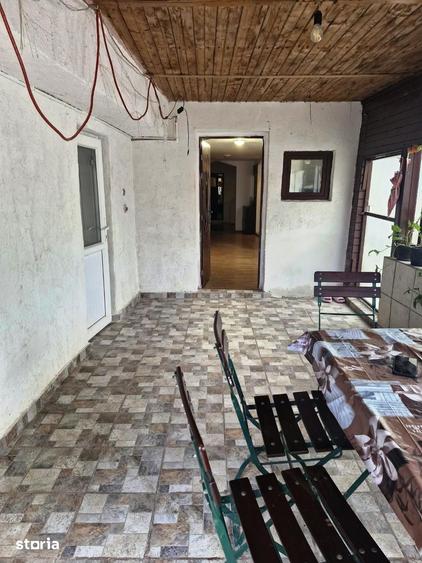 Casă cu 7 camere cu Teren 309 Mp în Bucureștii Noi