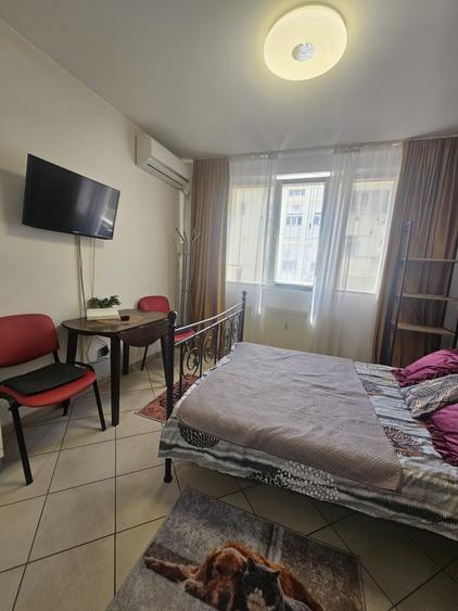 Garsonieră semidecomandată în Lipovei