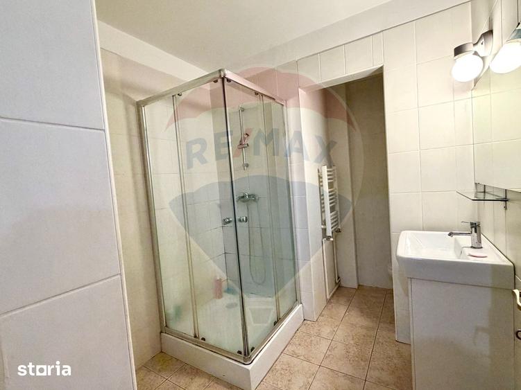 Apartament cu 2 camere, mobilat în Centrul Istoric