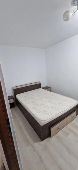 Apartament cu 2 camere semidecomandat în Ostroveni