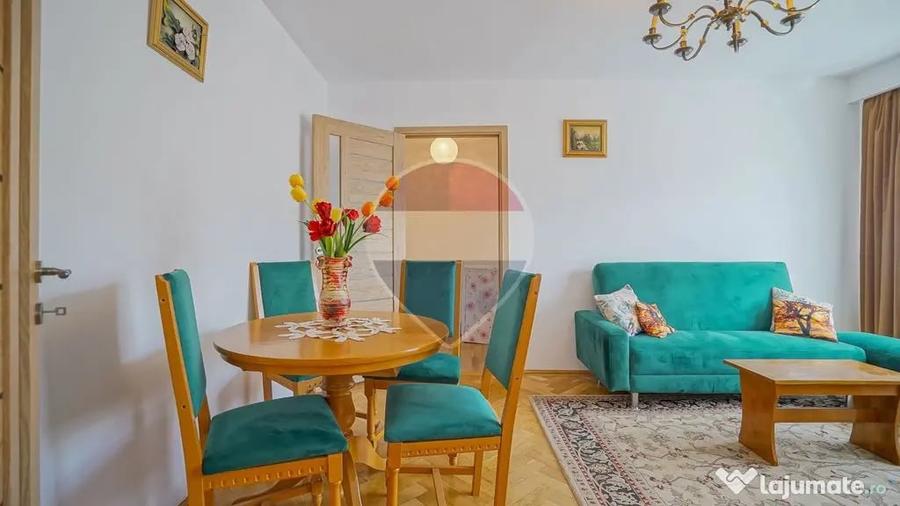 Apartament cu 2 camere semidecomandat în 15 Noiembrie