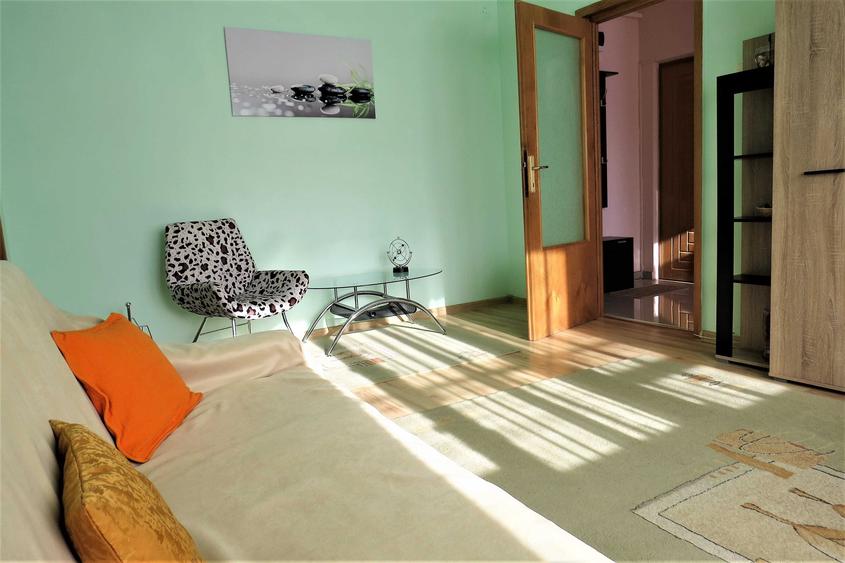 Apartament cu 2 camere semidecomandat în Sud