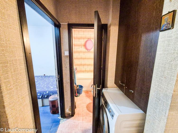 Apartament cu 3 camere semidecomandat în Trivale