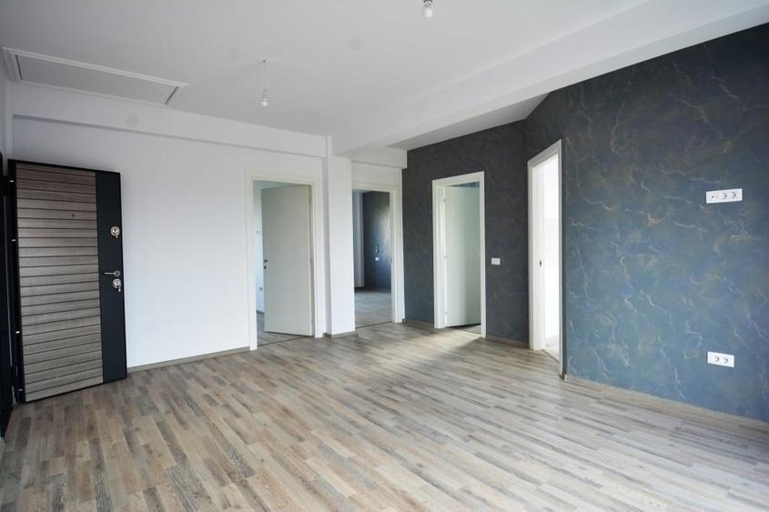 Apartament cu 3 camere decomandat în Valea Lupului