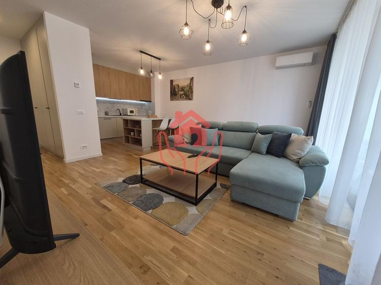 Apartament cu 2 camere semidecomandat, mobilat în Băneasa