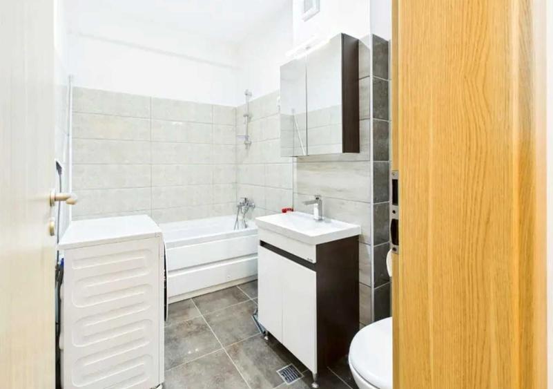 Apartament cu 2 camere decomandat, mobilat în Păcii