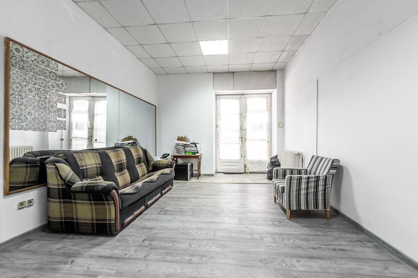 Spațiu comercial, de 465 mp, în Central