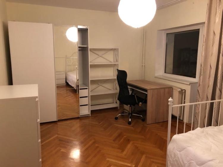 Apartament cu 4 camere decomandat, mobilat în Zorilor
