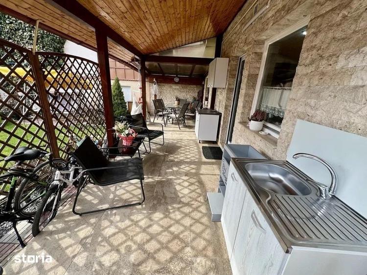 Casă cu 4 camere decomandat cu Teren 380 Mp în Unirii