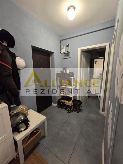 Garsonieră decomandată, mobilată în Berceni