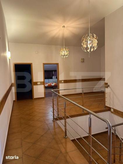 Apartament cu 5 camere în Stupini