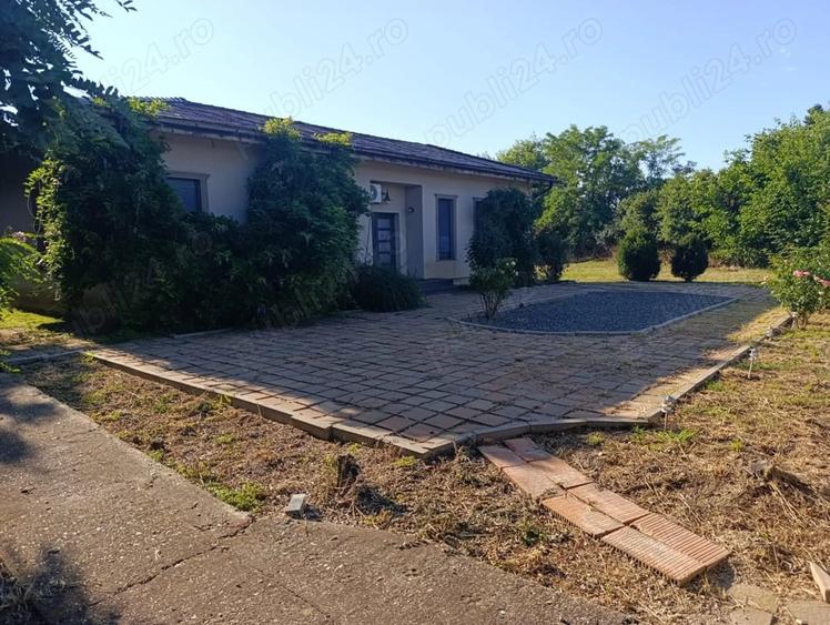 Casă cu 3 camere cu Teren 1200 Mp în Cebza