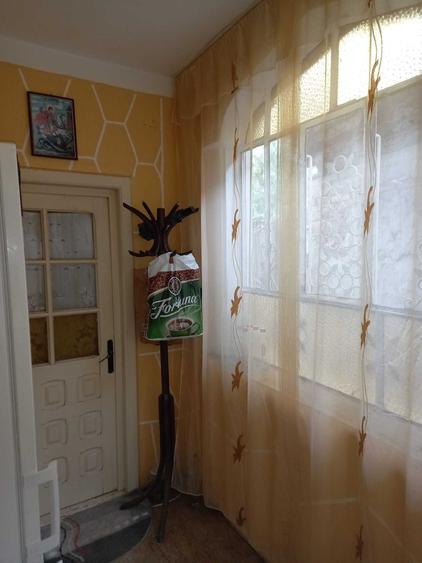 Casă cu 3 camere în Central