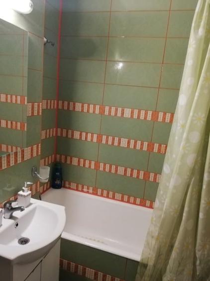Apartament cu 3 camere circular, mobilat în Răcădău