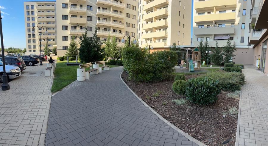 Apartament cu 2 camere decomandat în Vest