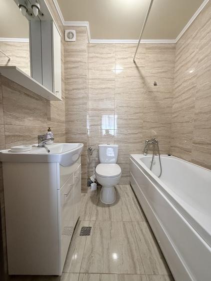 Apartament cu 2 camere decomandat în Lipovei