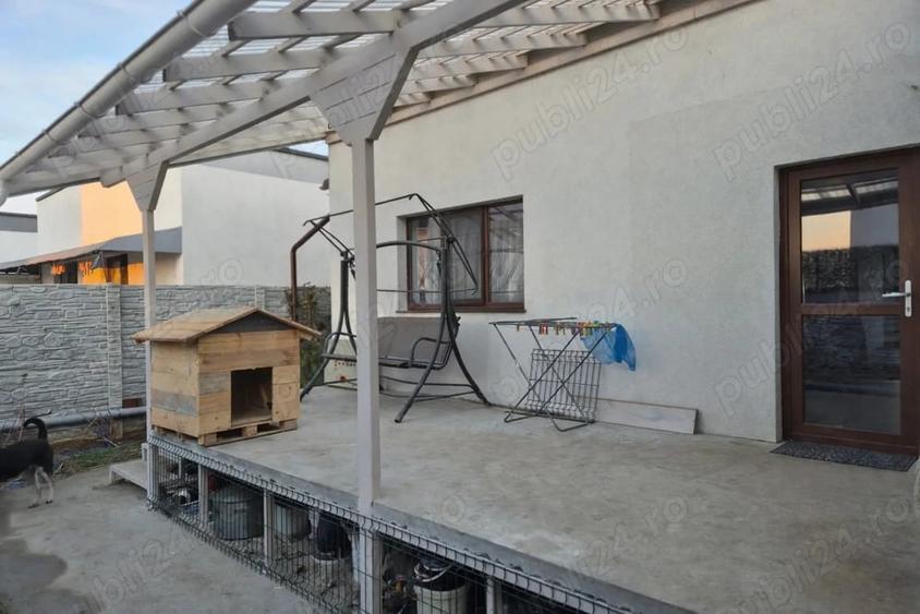 Casă cu 3 camere cu Teren 350 Mp în Central