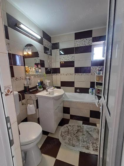 Apartament cu 4 camere decomandat în Central