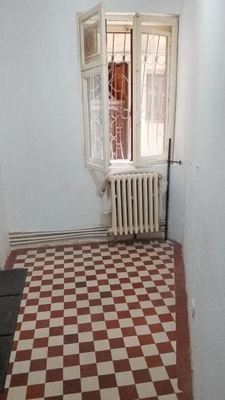 Apartament cu 3 camere decomandat în Universitate