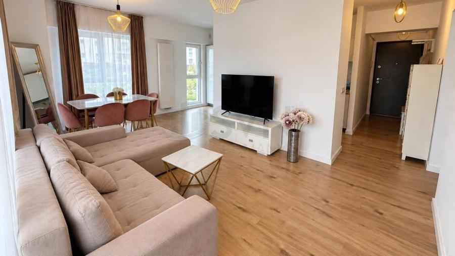 Apartament cu 3 camere semidecomandat în Barbu Văcărescu