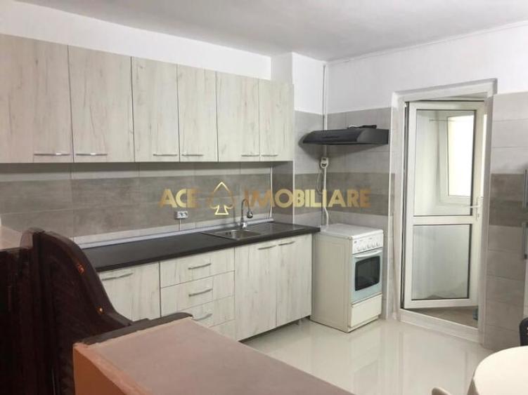 Apartament cu 2 camere decomandat, mobilat în Victoriei