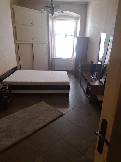 Garsonieră semidecomandată în P-ța Unirii