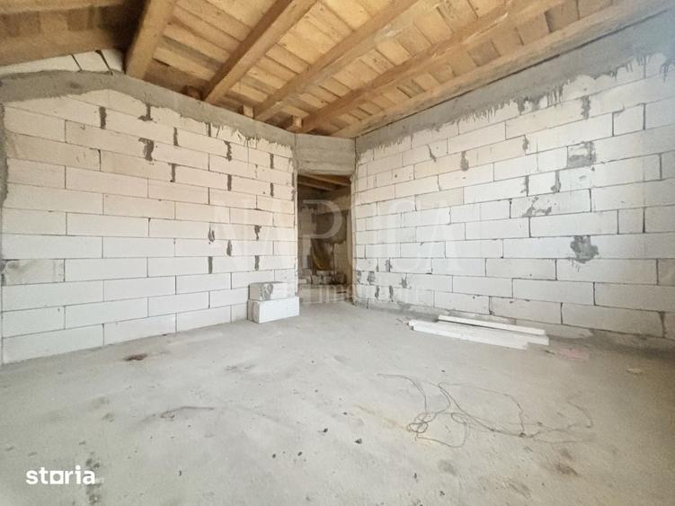 Casă cu 3 camere cu Teren 1110 Mp în Apahida