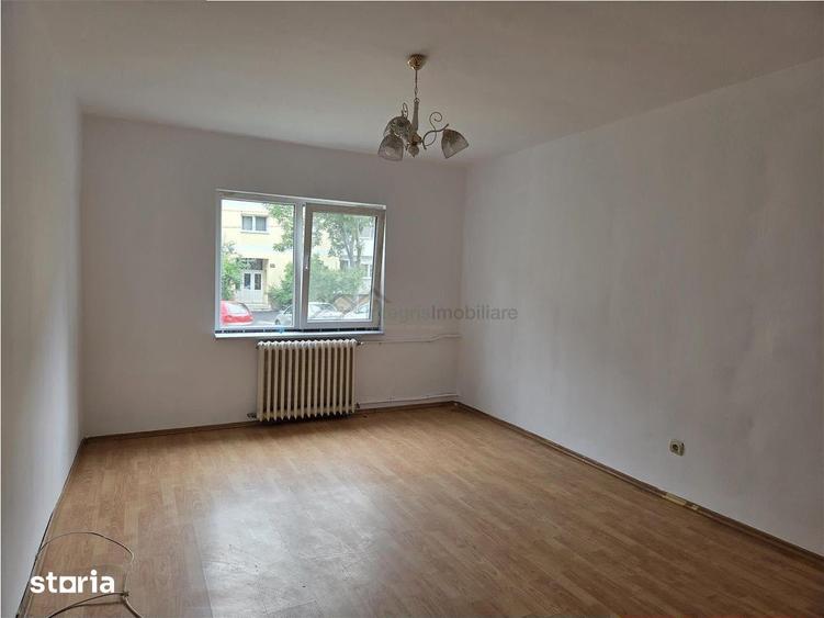 Garsonieră decomandată în Sânmartin
