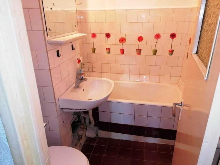 Apartament cu 2 camere decomandat, etaj 2/10, Pacurari - 7