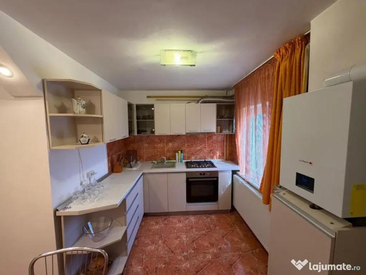 Garsonieră decomandată în Brazda lui Novac